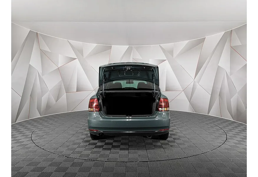 Volkswagen Polo 1.6 MPI AT (110 л.с.) Highline Синий в АВИЛОН. Слайд №12