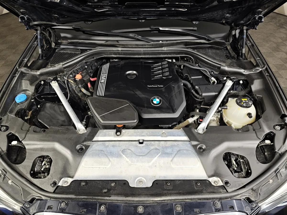 BMW X3 xDrive20i AT (184 л.с.) Черный в АВИЛОН. Слайд №10