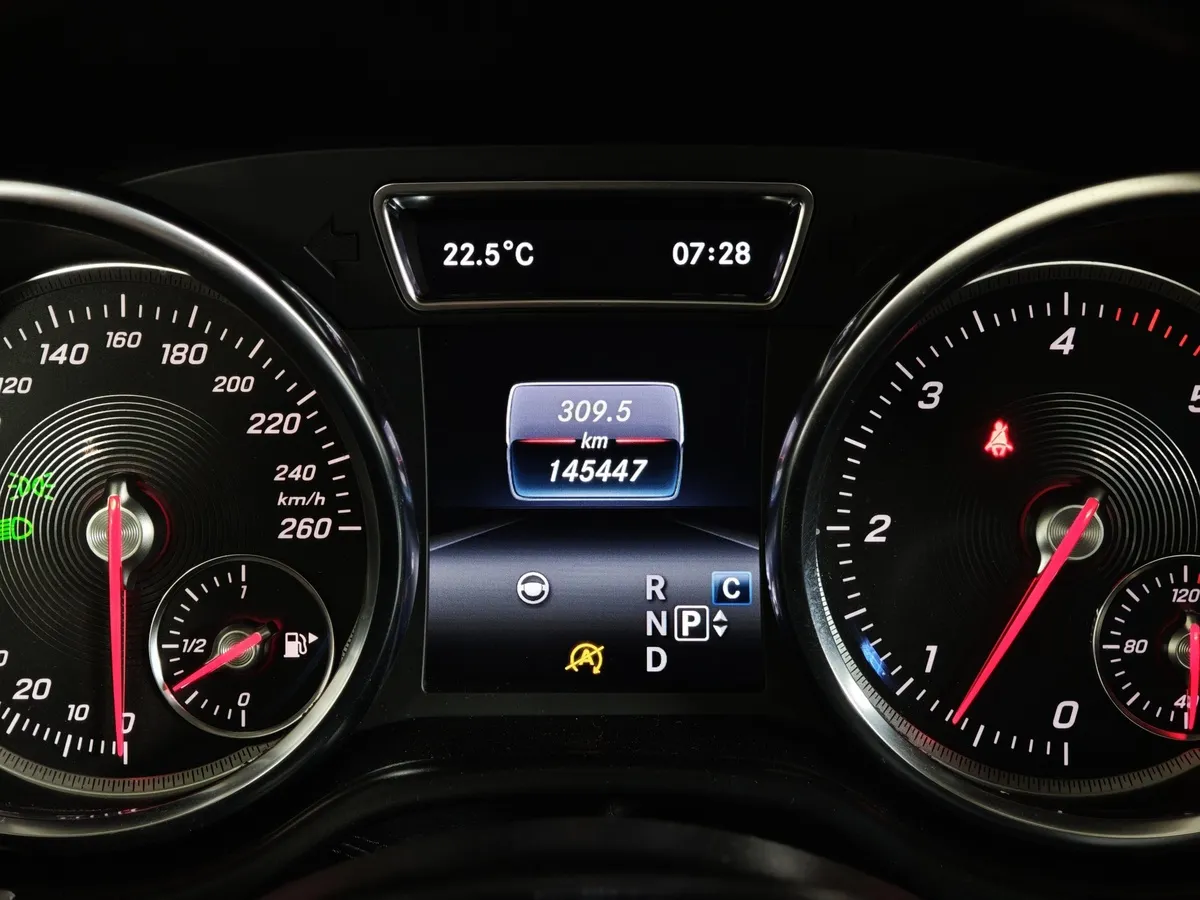 Mercedes-Benz GLE 350 d 4MATIC 9G-TRONIC (249 л.с.) Особая серия Черный в АВИЛОН. Слайд №18
