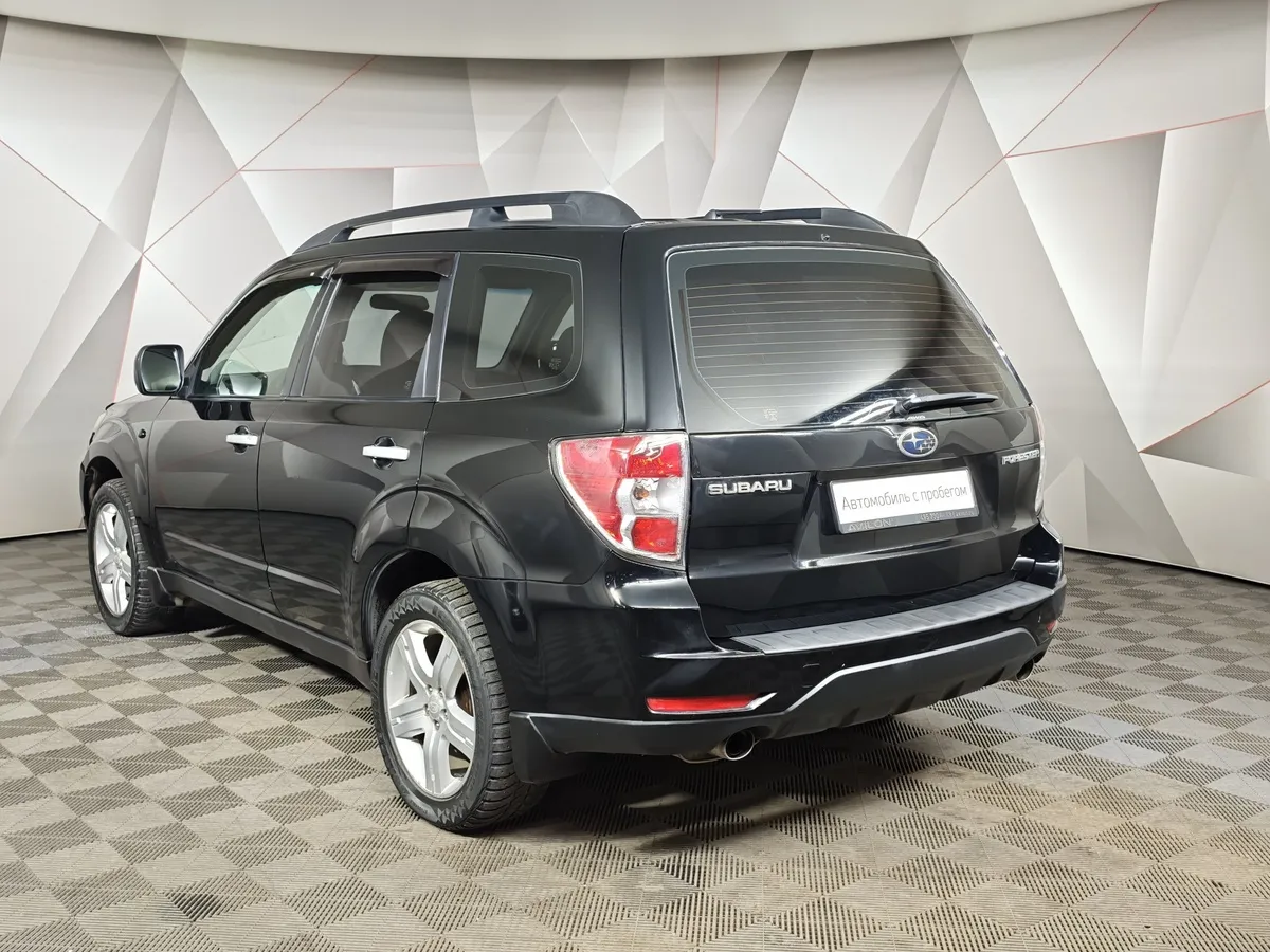 Subaru Forester 2.5XS E-AT (172 л.с.) Черный в АВИЛОН. Слайд №4