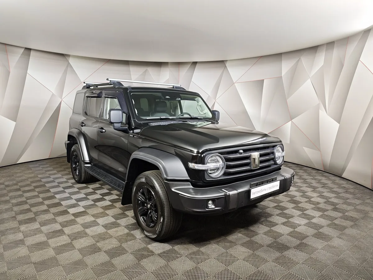 TANK 300 2.0T AT 4WD (220 л.с.) Сити Премиум Черный в АВИЛОН. Слайд №3