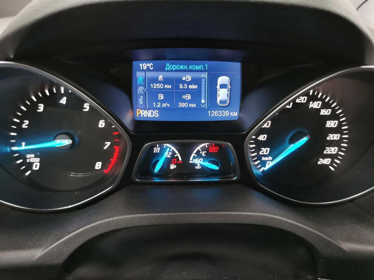Ford Kuga 1.6 EcoBoost AT AWD (150 л.с.) Черный в АВИЛОН. Слайд №17