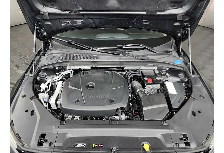 Volvo S90 2.0 T4 Drive-E AT (190 л.с.) Inscription Черный в АВИЛОН. Слайд №11