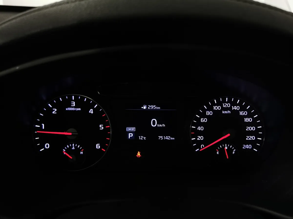 Kia Sorento 2.2 D AT AWD (5 мест) (200 л.с.) Prestige Белый в АВИЛОН. Слайд №18
