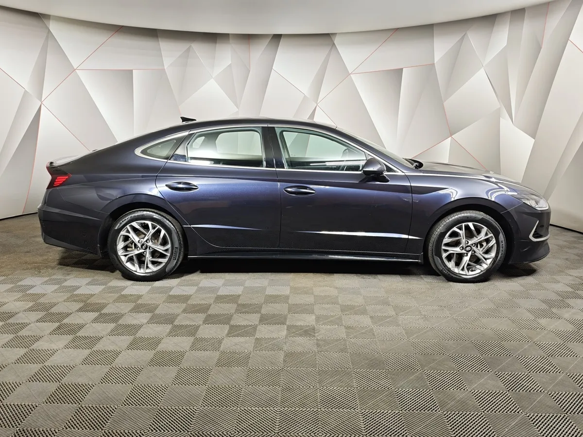 Hyundai Sonata 2.0 MPI (150 л.с.) Business Синий в АВИЛОН. Слайд №6