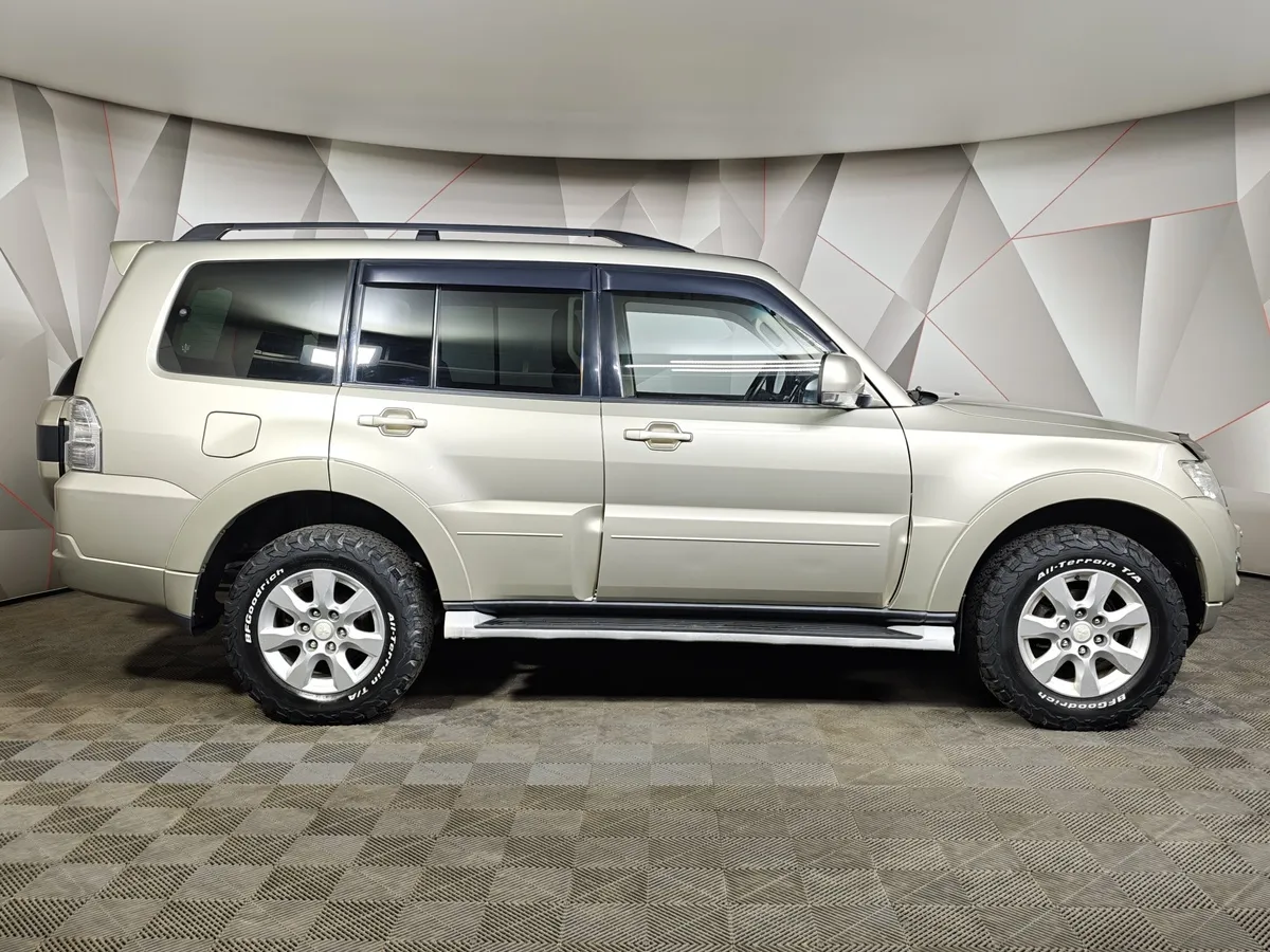 Mitsubishi Pajero 3.0 AT AWD (178 л.с.) Коричневый в АВИЛОН. Слайд №6