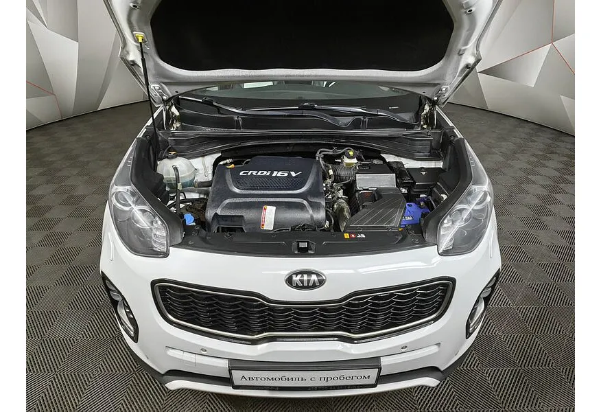 Kia Sportage 2.0 CRDi AT 4WD (185 л.с.) GT Line Белый в АВИЛОН. Слайд №11
