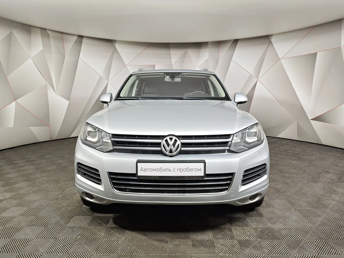 Volkswagen Touareg 3.6 FSI Tiptronic 4Motion (249 л.с.) V6 FSI Серебристый в АВИЛОН. Слайд №7