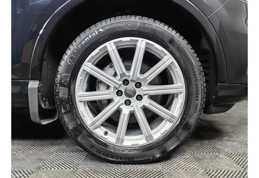 Audi Q7 3.0 TDI Tiptronic quattro (249 л.с.) Черный в АВИЛОН. Слайд №9