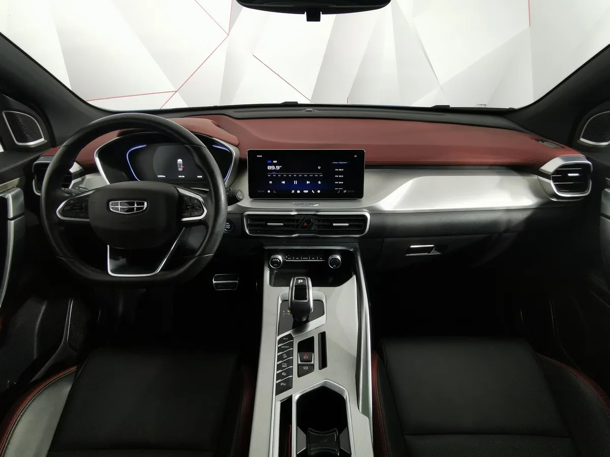 Geely Coolray 1.5T 7DCT 2WD (150 л.с.) Flagship Sport Синий в АВИЛОН. Слайд №13