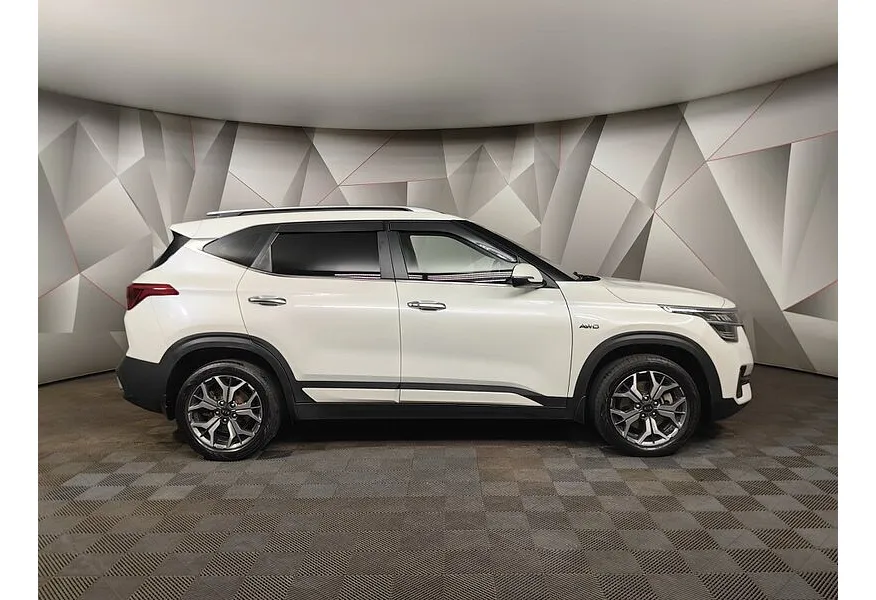 LIVE. Слайд №4