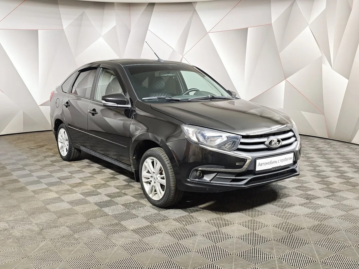 ВАЗ (Lada) Granta 1.6 MT (90 л.с.) Comfort Черный в АВИЛОН. Слайд №3