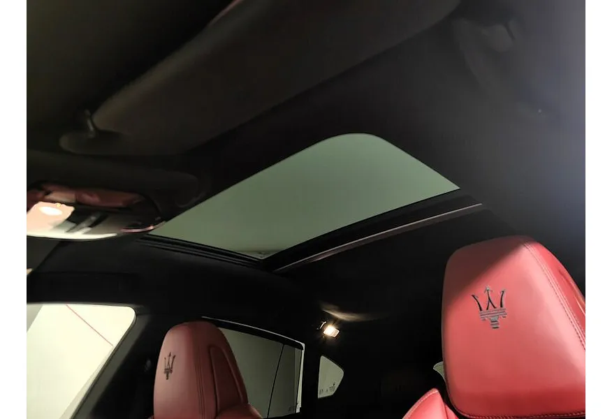 Maserati Levante 3.0 V6 AT (350 л.с.) Белый в АВИЛОН. Слайд №25