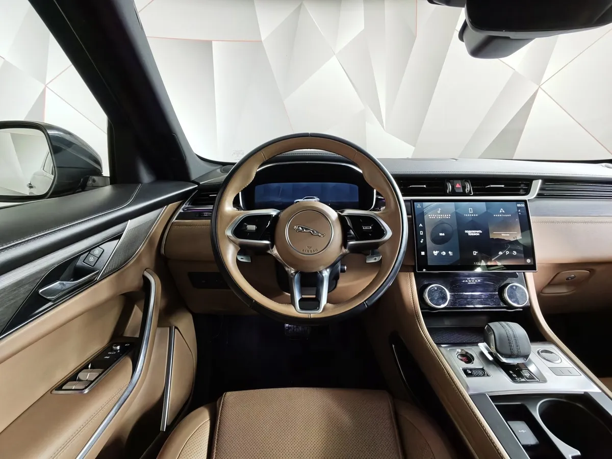 Jaguar F-Pace 2.0 TD AT AWD (199 л.с.) S Черный в АВИЛОН. Слайд №20