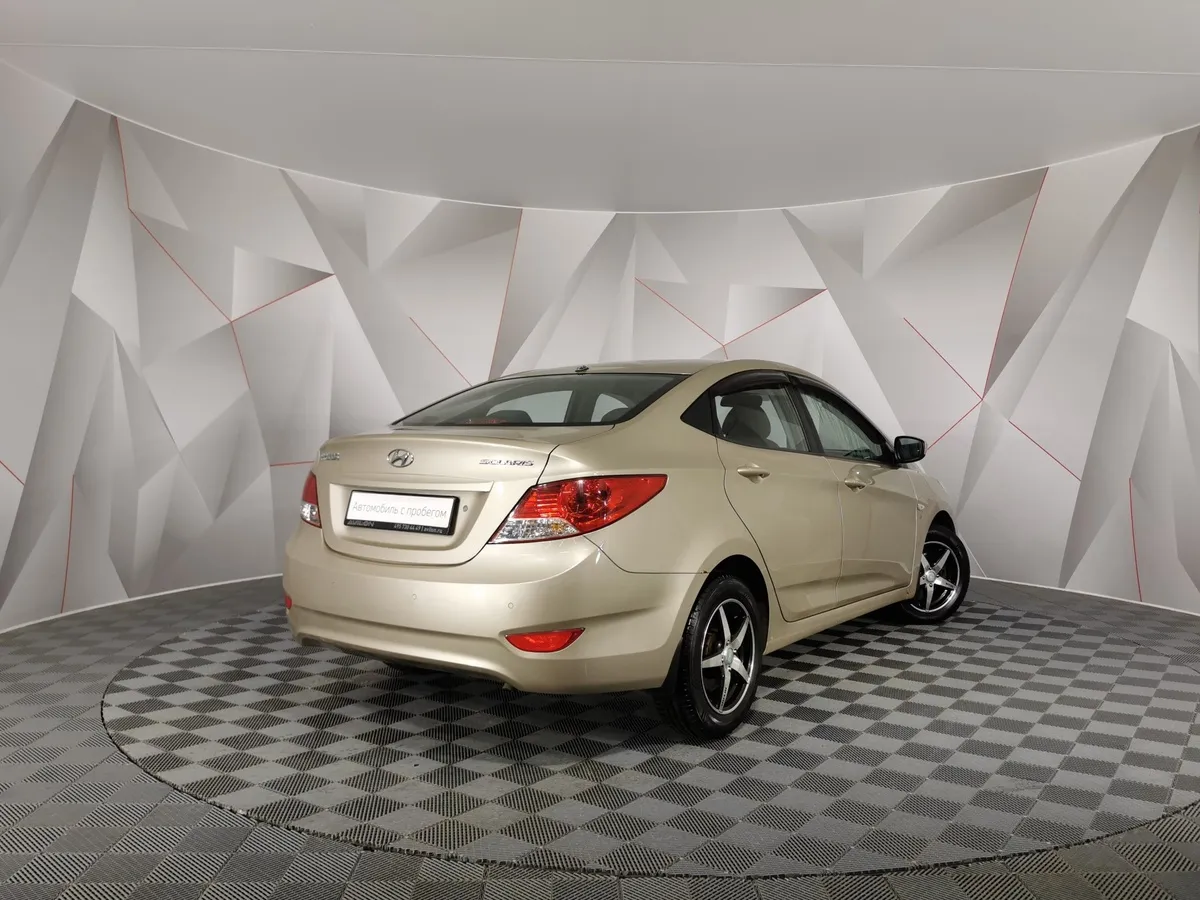 Hyundai Solaris 1.6 AT (123 л.с.) Comfort Серый в АВИЛОН. Слайд №2
