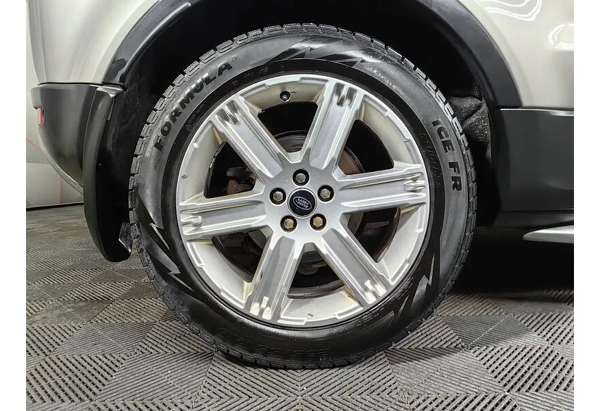 Land Rover Range Rover Evoque 2.2 TD4 9AT (150 л.с.) HSE Серый в АВИЛОН. Слайд №9