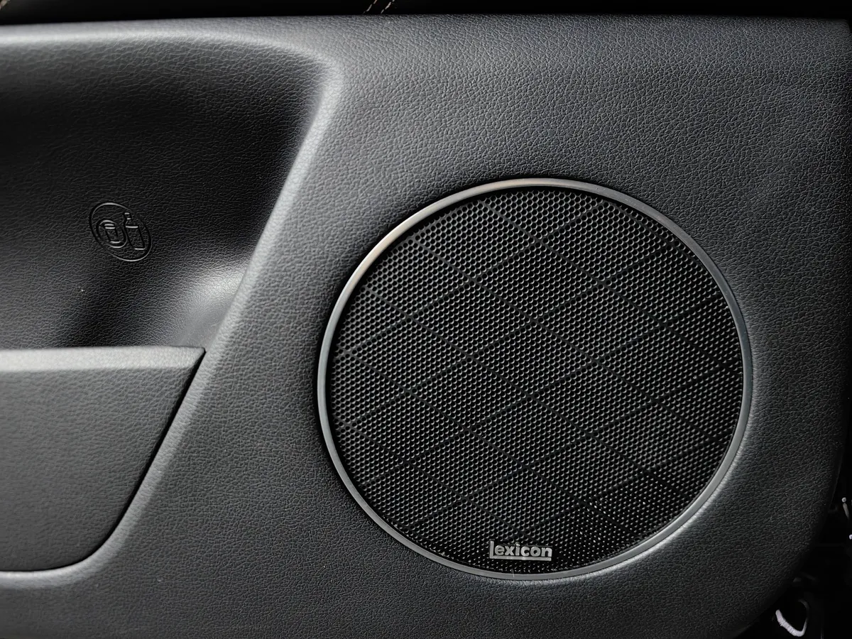 Genesis GV80 3.0D VGT 8AT 4WD (249 л.с.) Luxury + Advanced Smart Sense Черный в АВИЛОН. Слайд №24