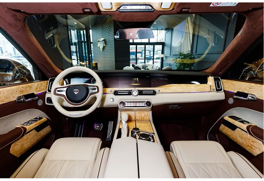 AURUS Komendant 4.4 AWD AT (598 л.с.) Оранжевый в АВИЛОН. Слайд №13