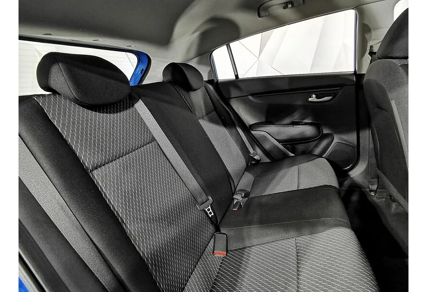 Kia Rio X-Line 1.6 MT (123 л.с.) Comfort Синий в АВИЛОН. Слайд №16