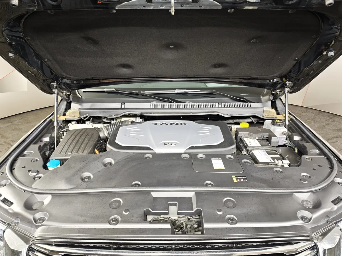 TANK 500 3.0 Turbo V6 AT 4WD (299 л.с.) Премиум Черный в АВИЛОН. Слайд №11