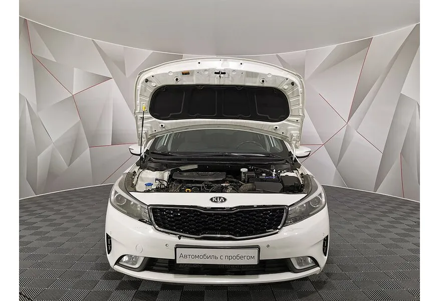 Kia Cerato 1.6 AT (130 л.с.) Comfort Белый в АВИЛОН. Слайд №10