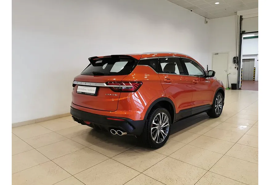 Geely Coolray 1.5T 7DCT 2WD (150 л.с.) Flagship Оранжевый в АВИЛОН. Слайд №2