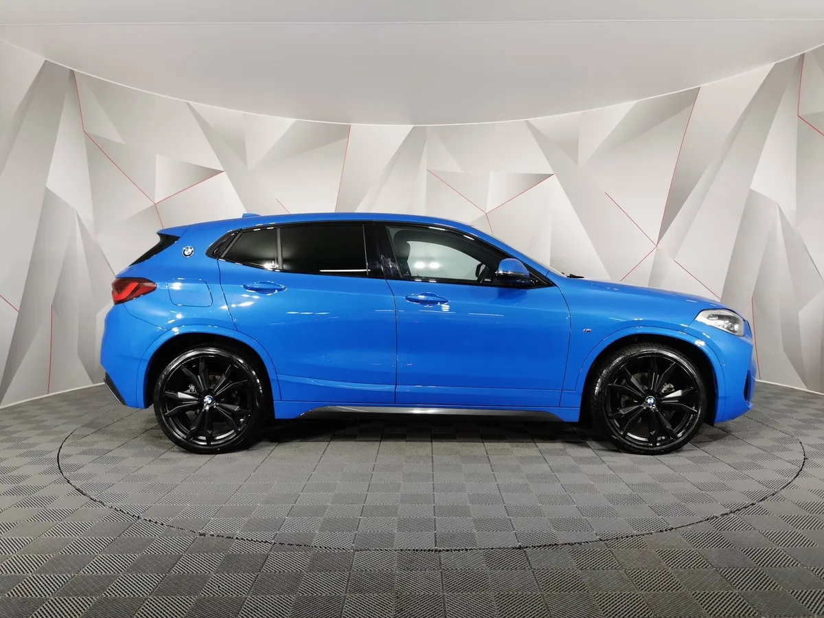 BMW X2 18d xDrive AT (150 л.с.) M Sport Синий в АВИЛОН. Слайд №6