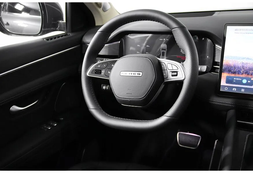 Seres M7 1.5 AT AWD (439 л.с.) Max Серый в АВИЛОН. Слайд №11