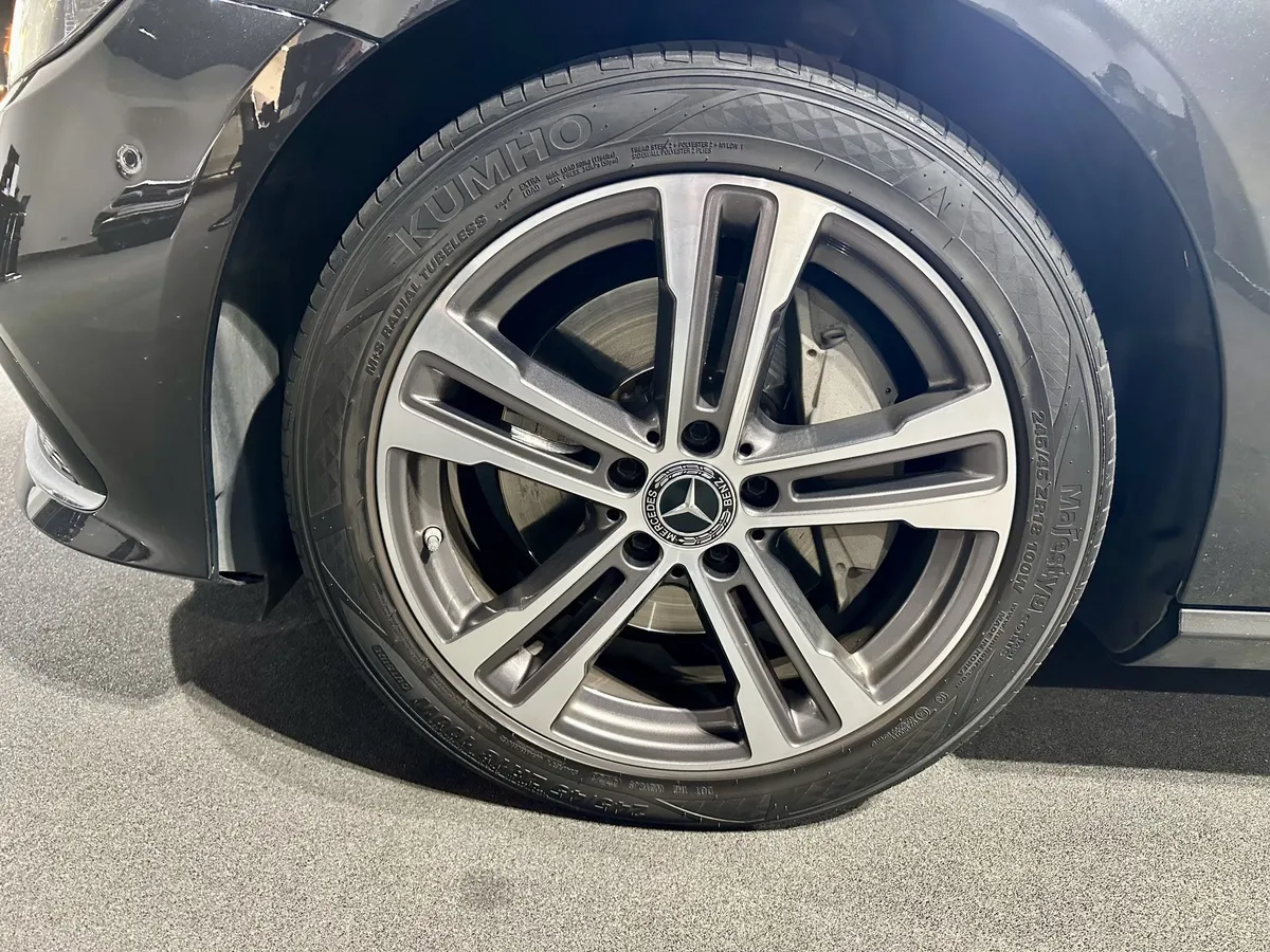 Mercedes-Benz E-Класс E 350 L 4Matic (258 л.с.) Серый в АВИЛОН. Слайд №9