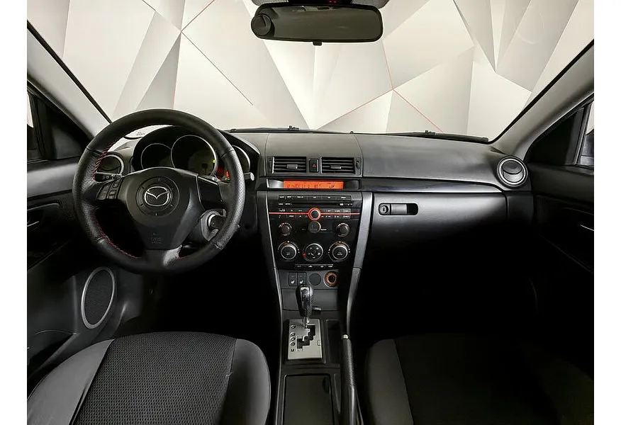 Mazda 3 1.6 AT (105 л.с.) Черный в АВИЛОН. Слайд №13