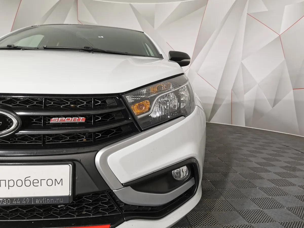 ВАЗ (Lada) Vesta 1.8 MT (145 л.с.) Белый в АВИЛОН. Слайд №10