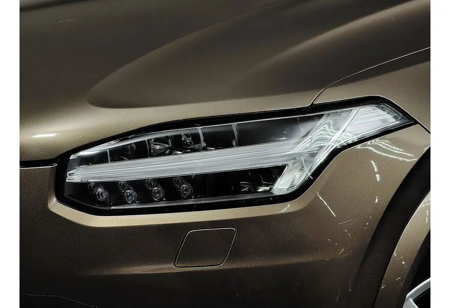 Volvo XC90 2.0 D5 Drive-E AT AWD (235 л.с.) Inscription Коричневый в АВИЛОН. Слайд №10