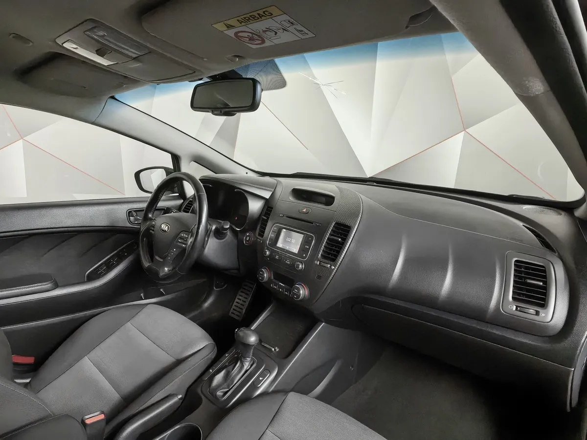 Kia Cerato 1.6 AT (130 л.с.) Черный в АВИЛОН. Слайд №13