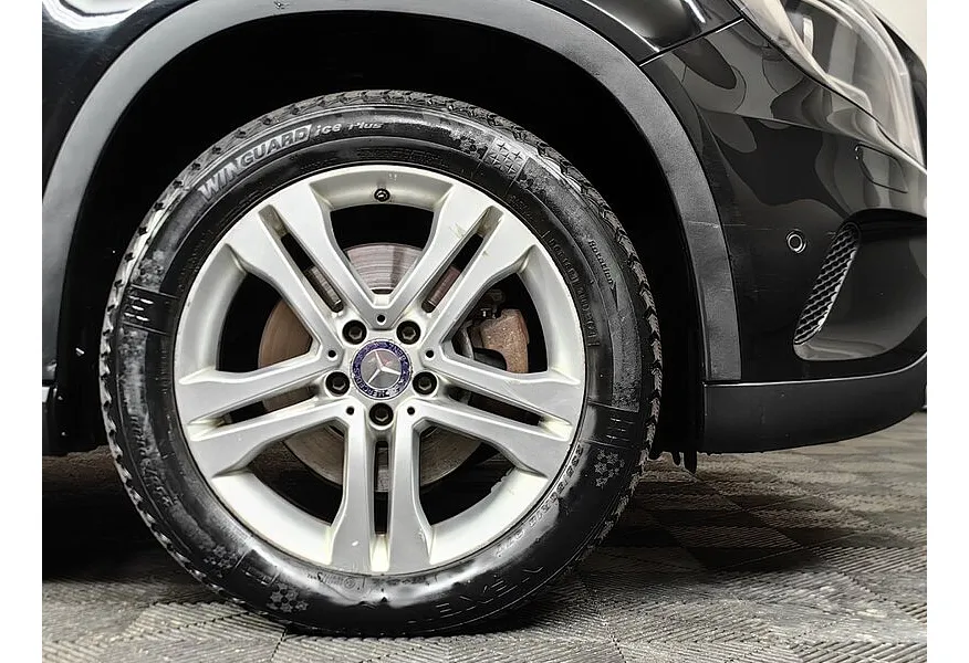 Mercedes-Benz GLA 250 7G-DCT 4MATIC (211 л.с.) Особая серия Черный в АВИЛОН. Слайд №9