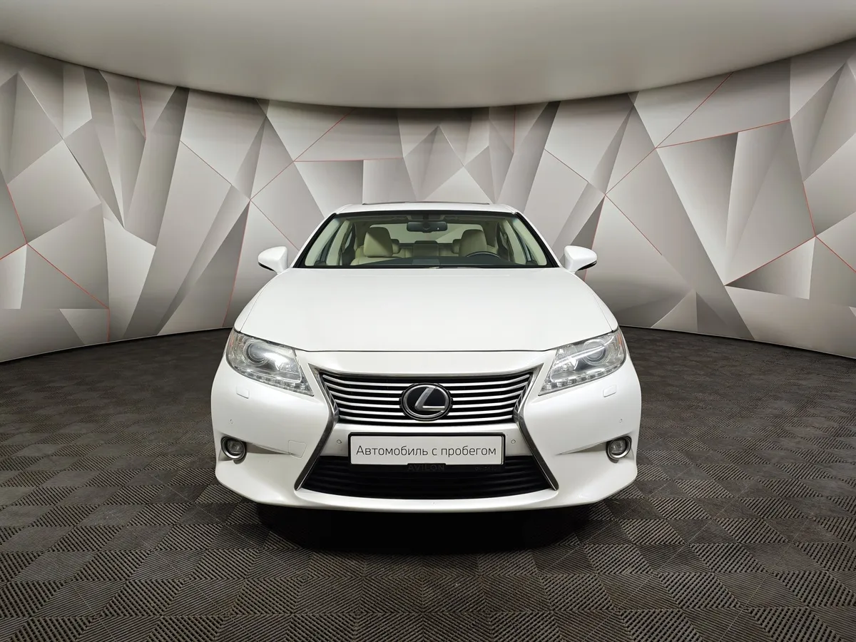 Lexus ES 250 AT (184 л.с.) Comfort Белый в АВИЛОН. Слайд №7