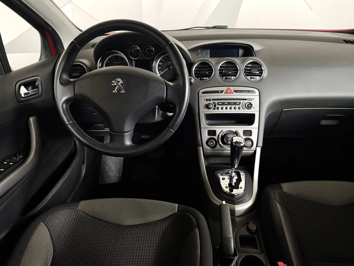 Peugeot 308 1.6 VTi AT (120 л.с.) Красный в АВИЛОН. Слайд №20