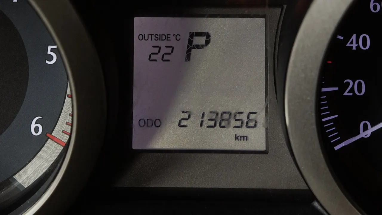 Toyota Land Cruiser Prado 3.0 D AT 4WD (173 л.с.) Белый в АВИЛОН. Слайд №18