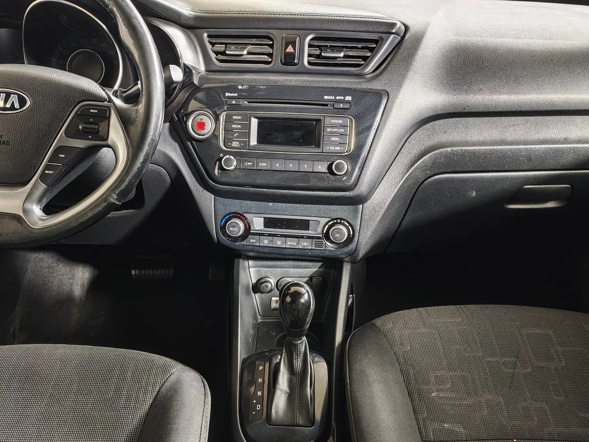 Kia Rio 1.6 AT (123 л.с.) Красный в АВИЛОН. Слайд №15