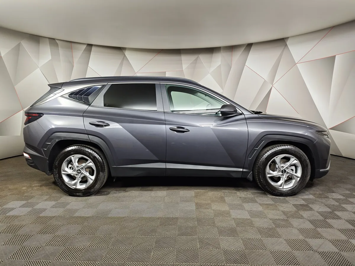Hyundai Tucson 2.0 (185 л.с.) Diesel-8AT - 4WD Family Серый в АВИЛОН. Слайд №6