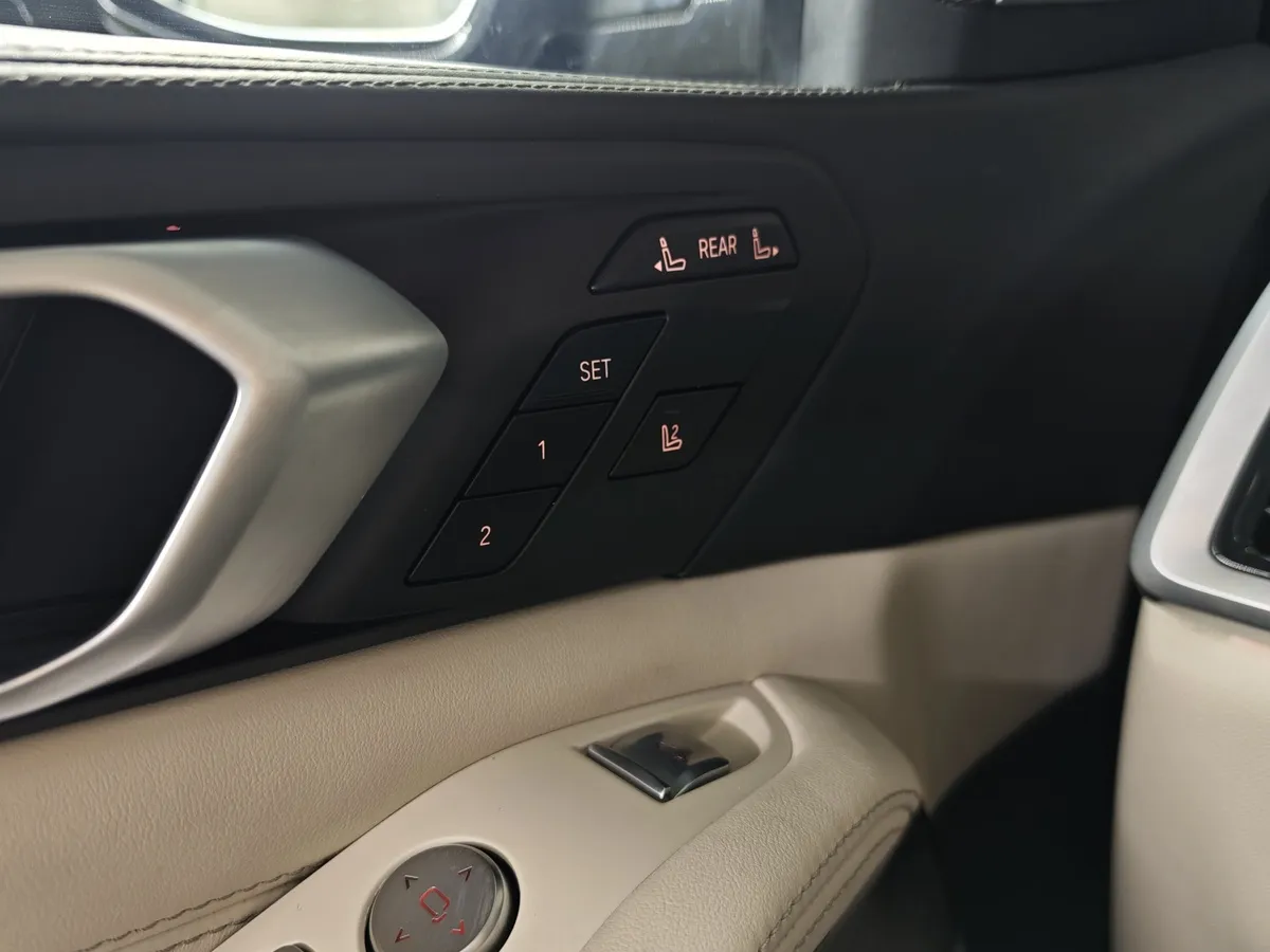 BMW X7 xDrive30d Steptronic (249 л.с.) M Sport Pro Черный в АВИЛОН. Слайд №26