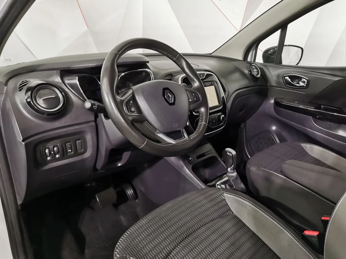 Renault Kaptur 2.0 AT AWD (143 л.с.) Коричневый в АВИЛОН. Слайд №18