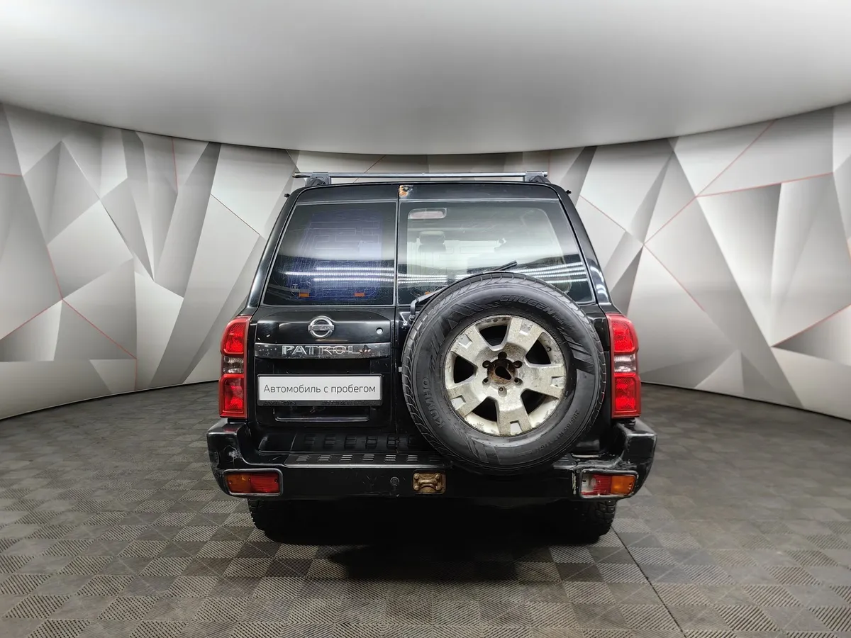 Nissan Patrol 3.0 Di AT (160 л.с.) Черный в АВИЛОН. Слайд №8