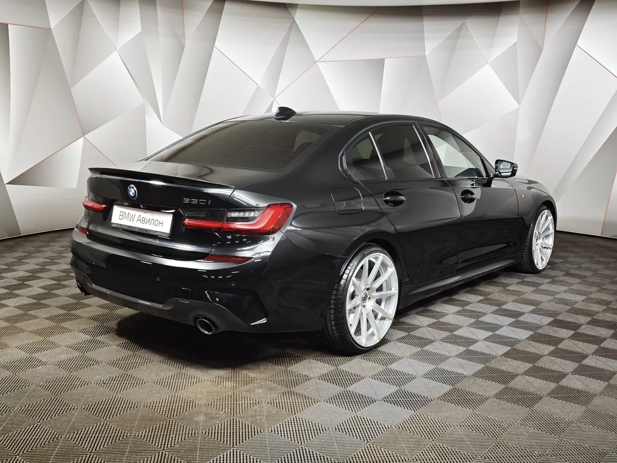 BMW 3 серия 330i Steptronic (258 л.с.) Черный в АВИЛОН. Слайд №2