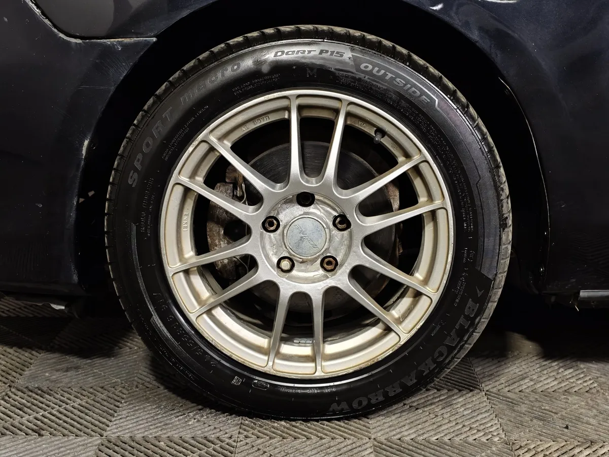 Mazda 3 1.6 AT (105 л.с.) Черный в АВИЛОН. Слайд №9