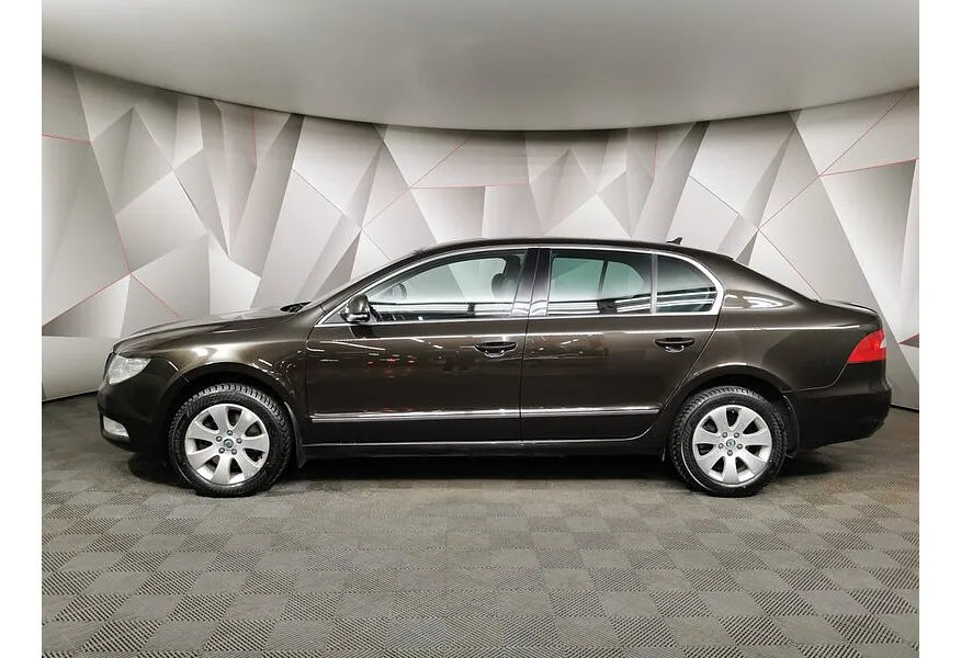 LIVE. Слайд №3