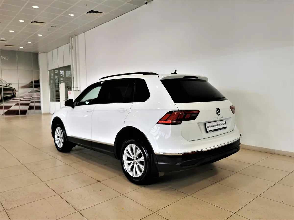 Volkswagen Tiguan 1.4 TSI BlueMotion DSG (150 л.с.) Comfortline Белый в АВИЛОН. Слайд №4
