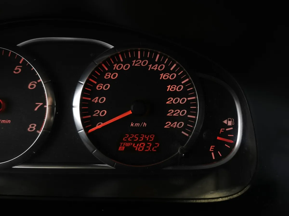 Mazda 6 2.0 AT (147 л.с.) Серебристый в АВИЛОН. Слайд №15