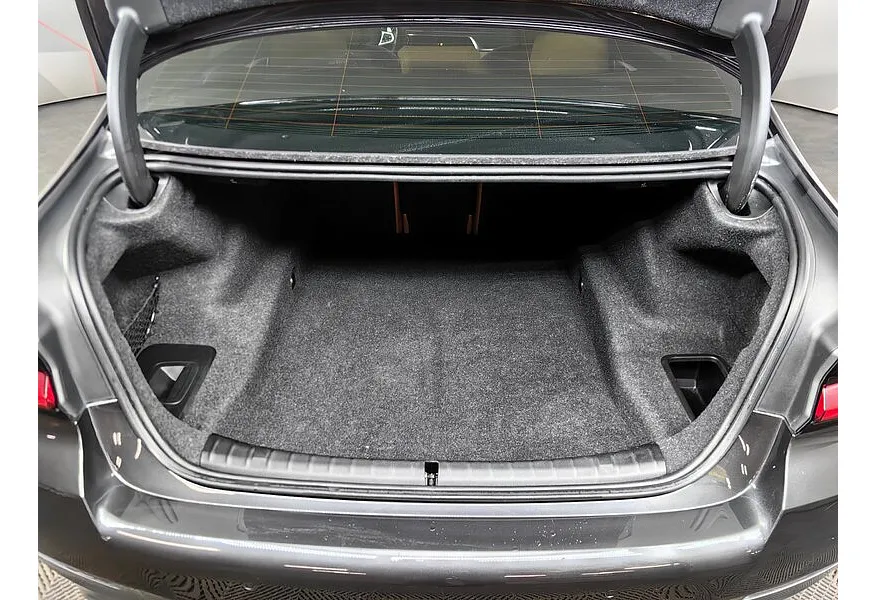 BMW 5 серия 530i xDrive Steptronic (249 л.с.) Серый в АВИЛОН. Слайд №9