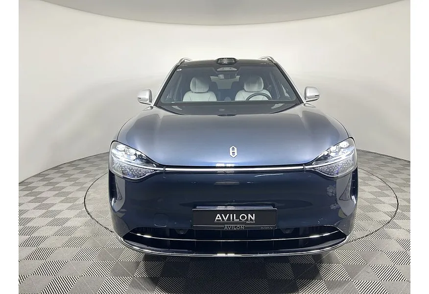 АВИЛОН - AITO M9 EVR 1.5 AT 4WD (496 л.с.) 6 мест Ultra Синий - slide 4
