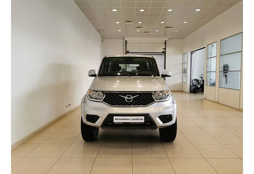 УАЗ Patriot 2.7 MT (135 л.с.) Серебристый в АВИЛОН. Слайд №7